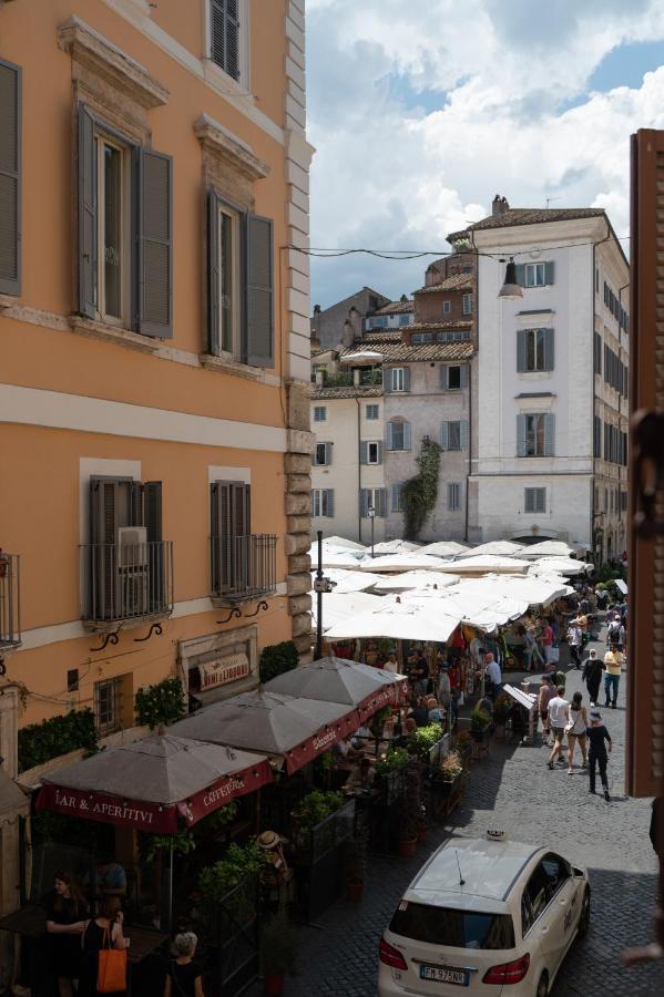 Appartement Campo De Fiori Chic